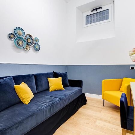Glamour Studio - Spanish Steps Рим Екстер'єр фото